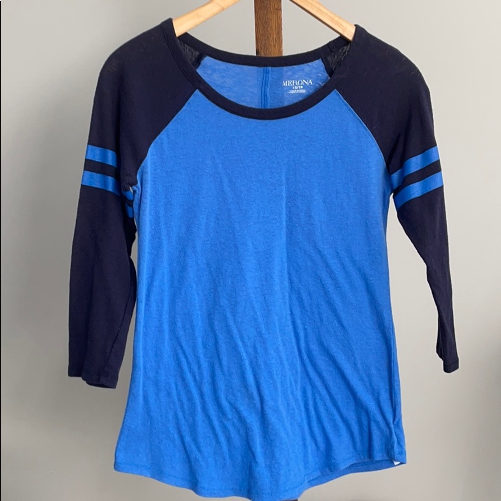Merona blue & navy sporty 3/4 sleeve tee